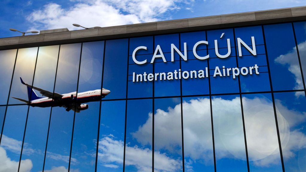 Delta Airlines CUN Terminal, Cancún International Airport