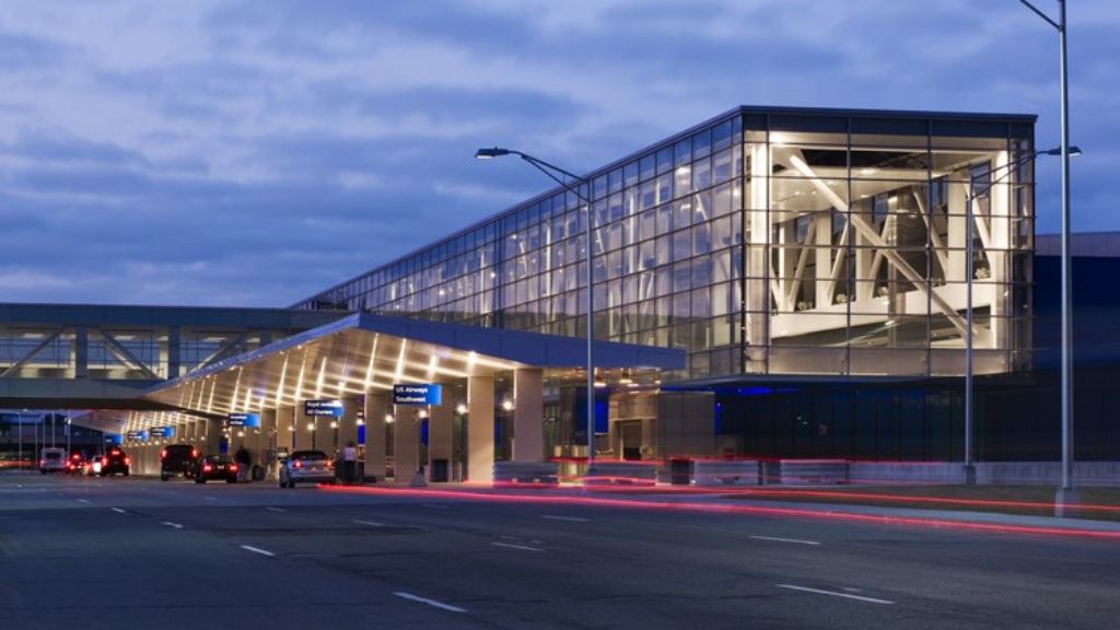Delta Airlines DTW Terminal – Detroit Metropolitan Wayne County Airport
