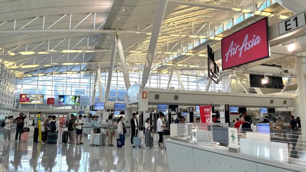 Delta Airlines Fukuoka International Airport – FUK Terminal