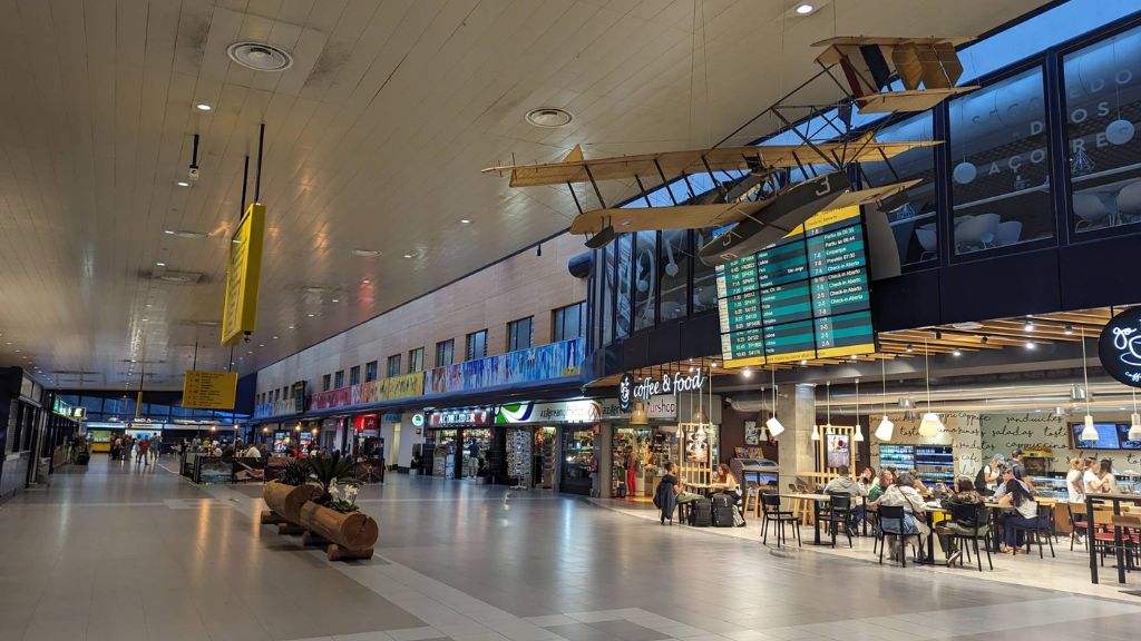 Delta Airlines João Paulo II Airport – PDL Terminal