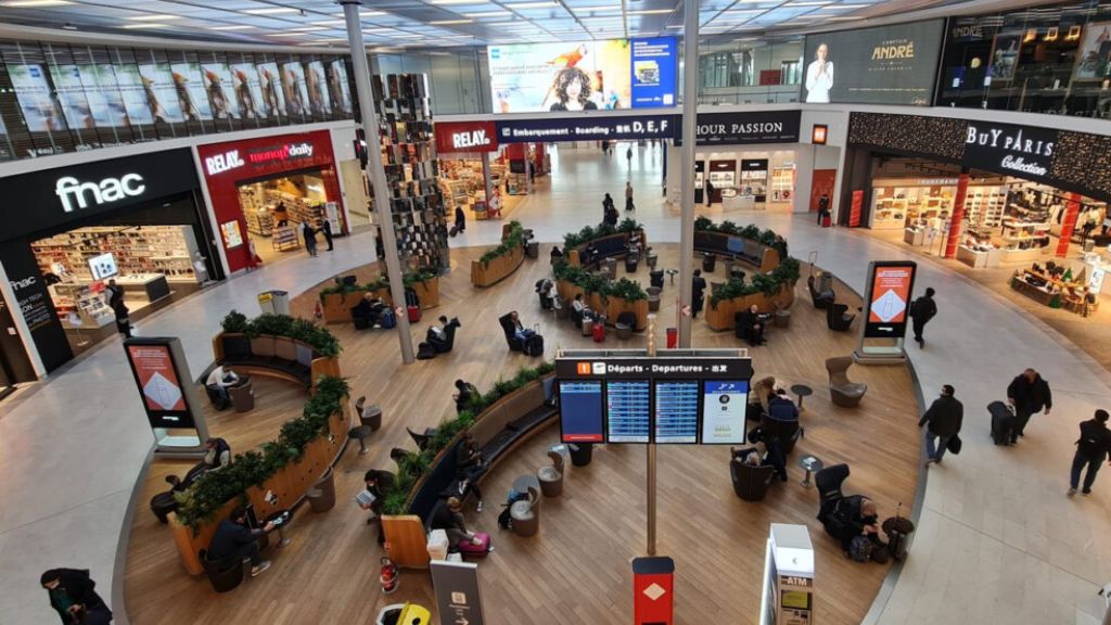 Delta Airlines ORY Terminal – Paris Orly Airport