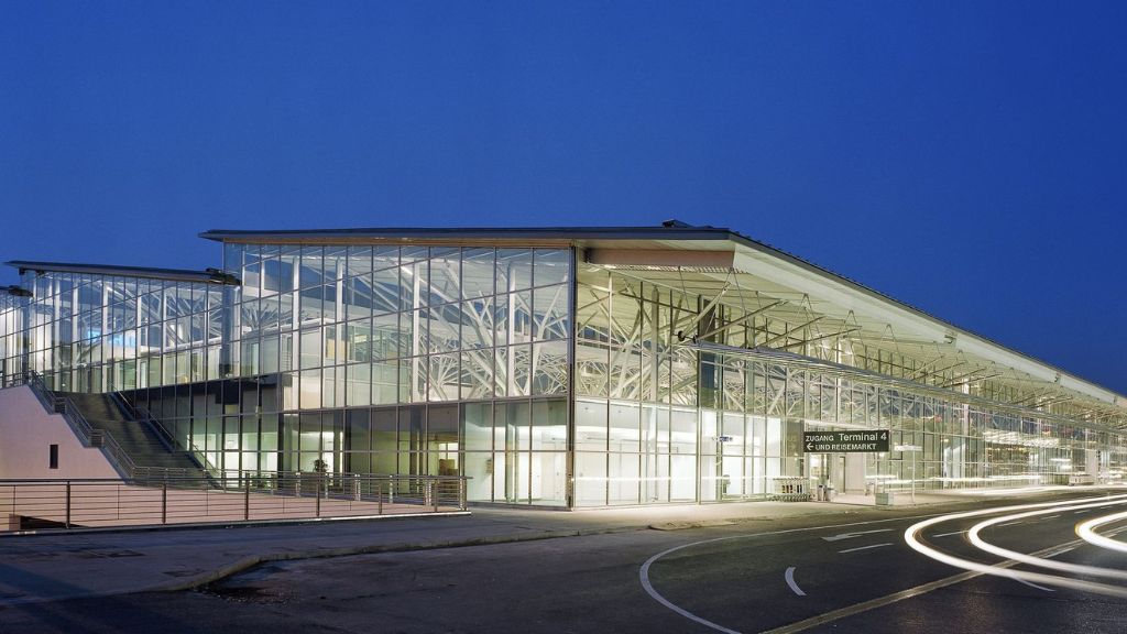 Delta Airlines Stuttgart International Airport – STR Terminal